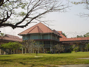 Maruekhathaiyawan Palace